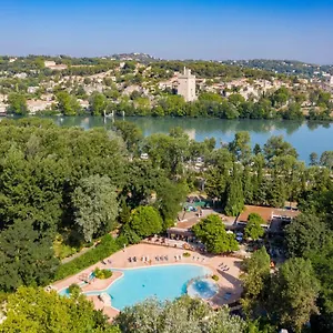 Du Pont D'avignon Camping Aviñón