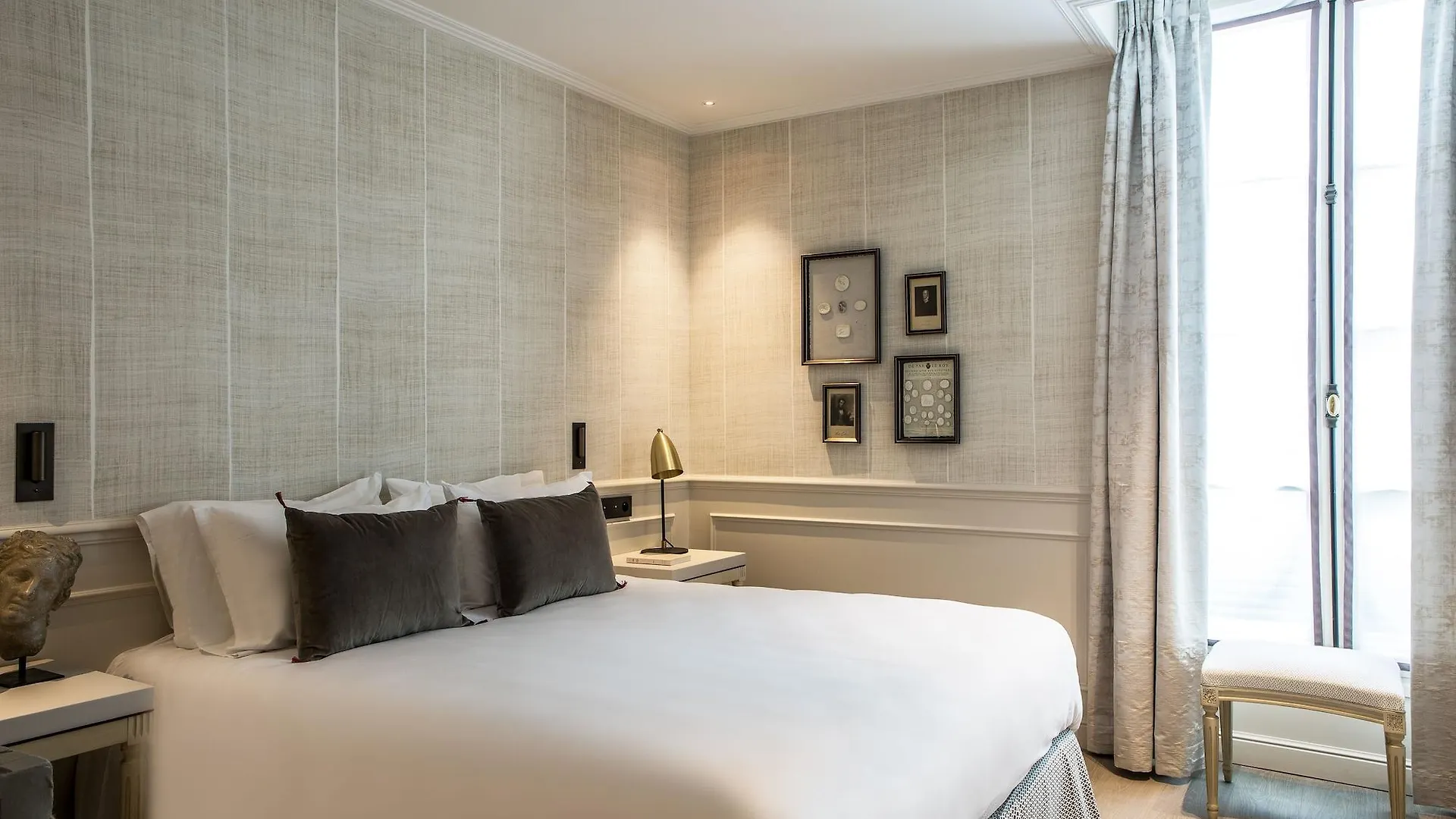 Charles V Hotel Parijs 4*,