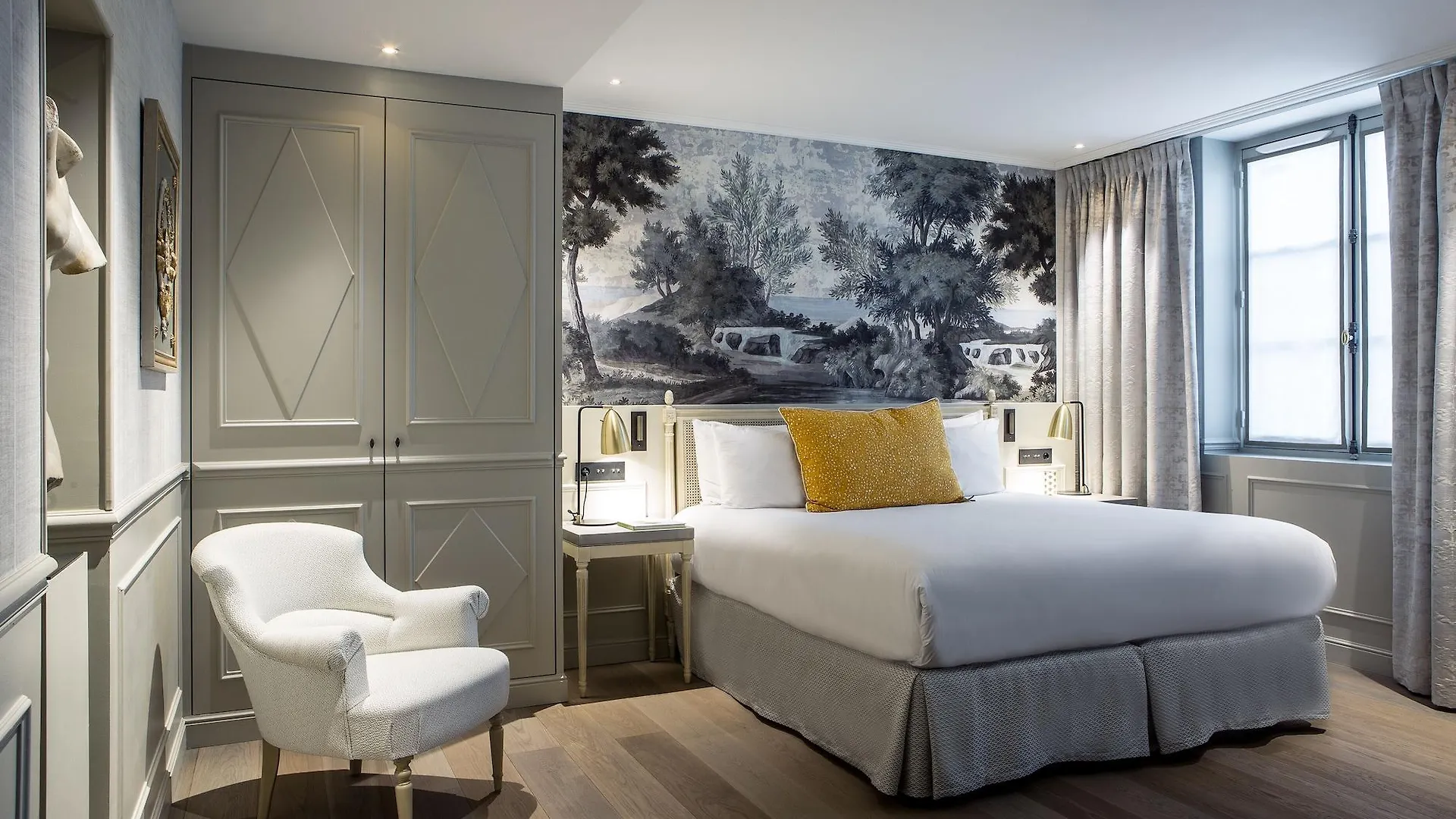 Charles V Hotel Parijs 4*,