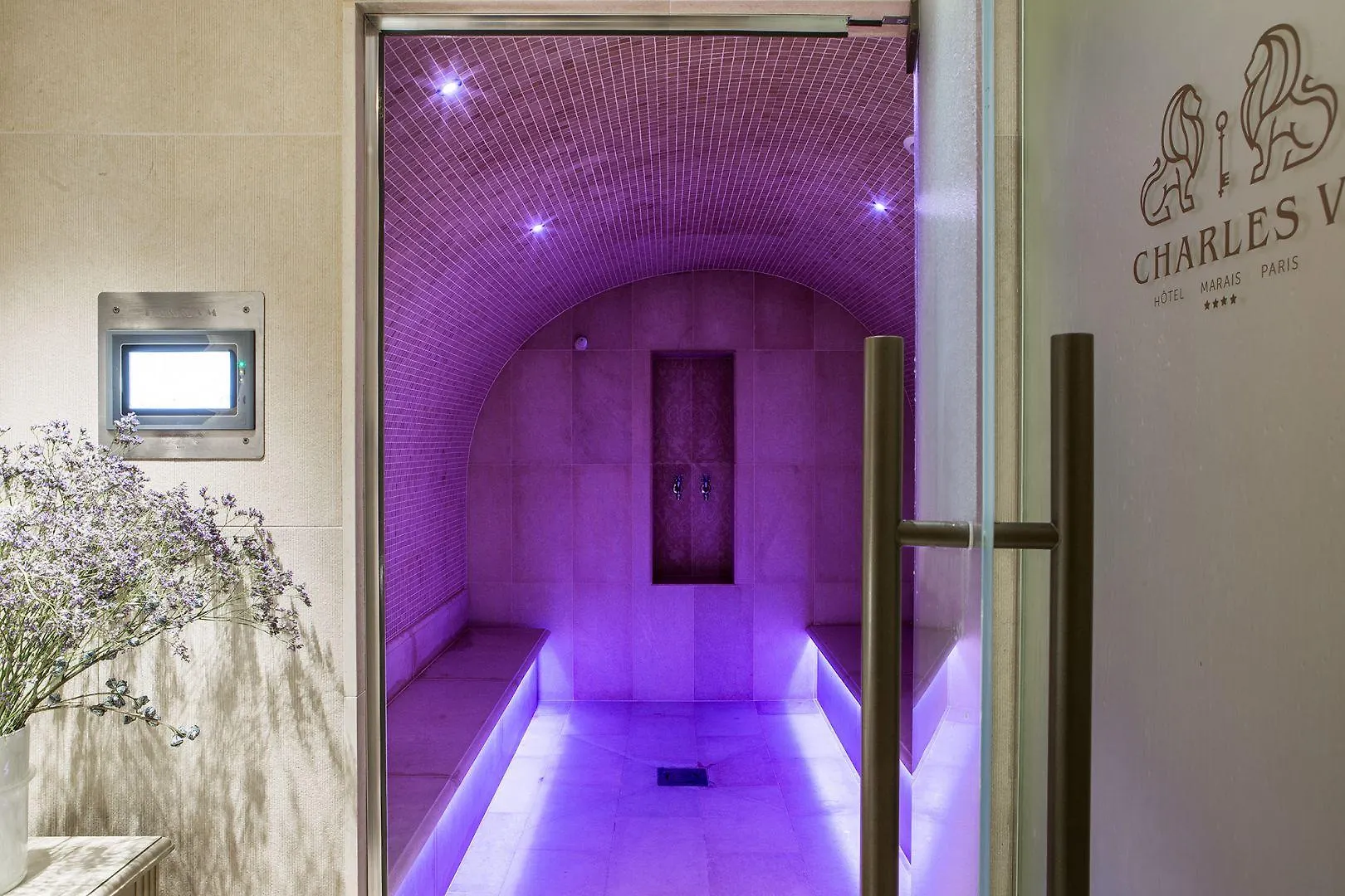 Charles V Hotel Parijs