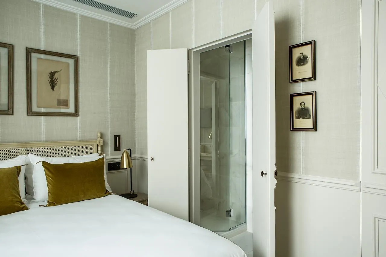 Charles V Hotel Paris France