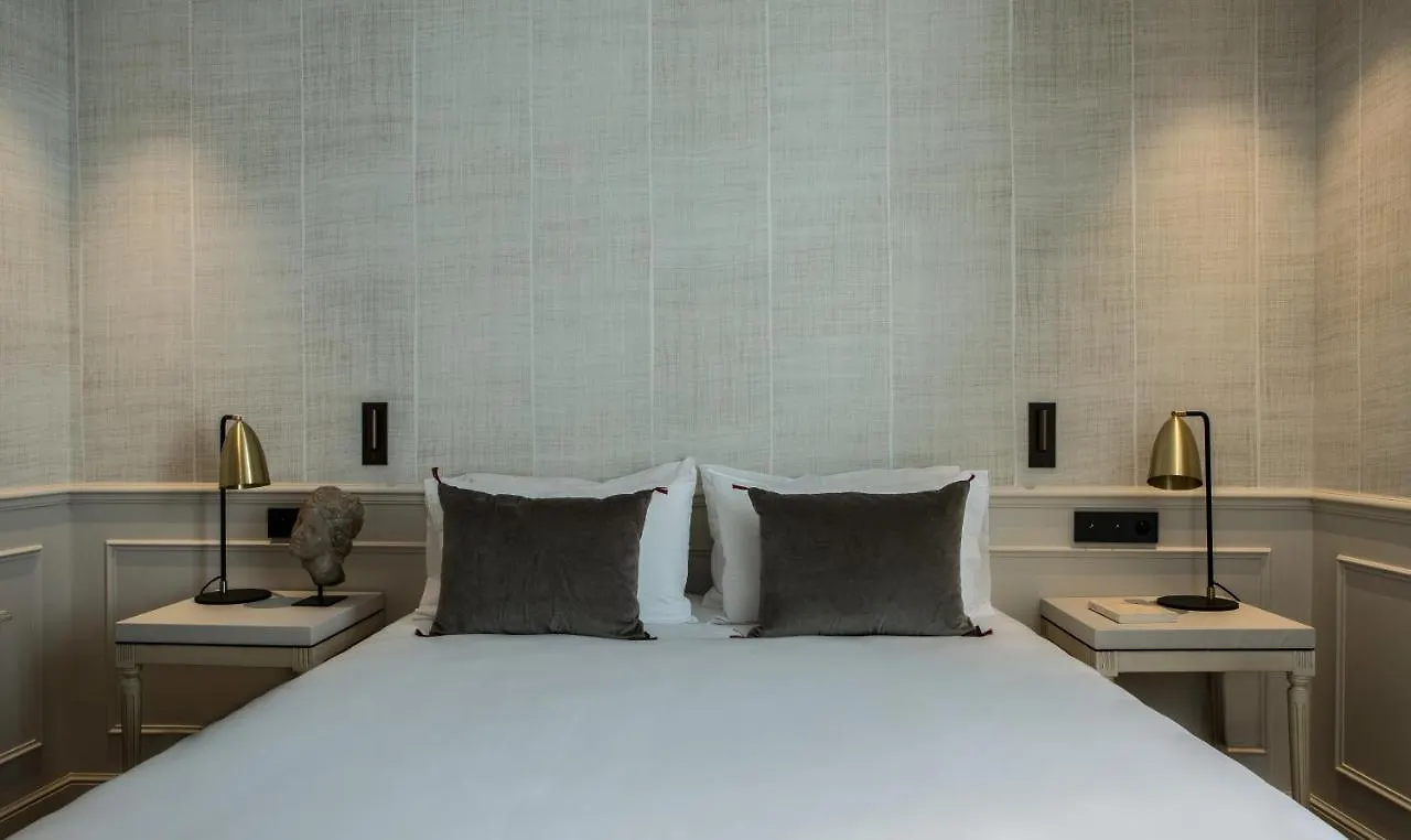 Charles V Hotel Paris 4*,  France